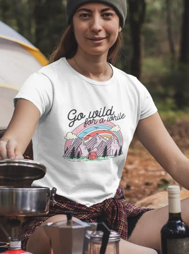 Go Wild | Unisesx T-Shirt